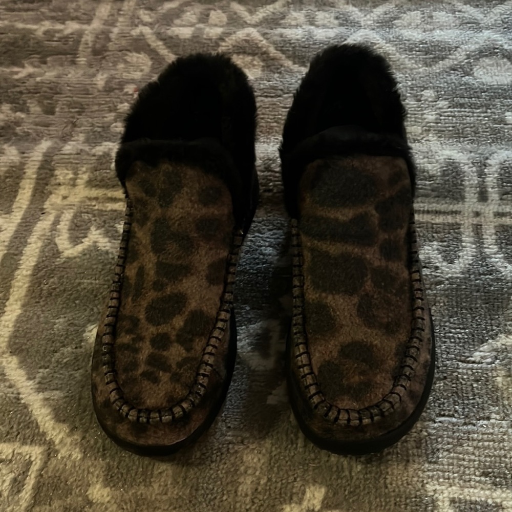 Hey Dude size 7